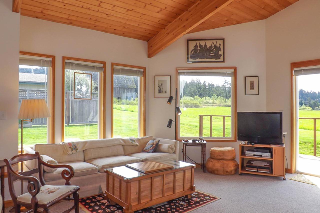 9 Condo Lopez Island エクステリア 写真