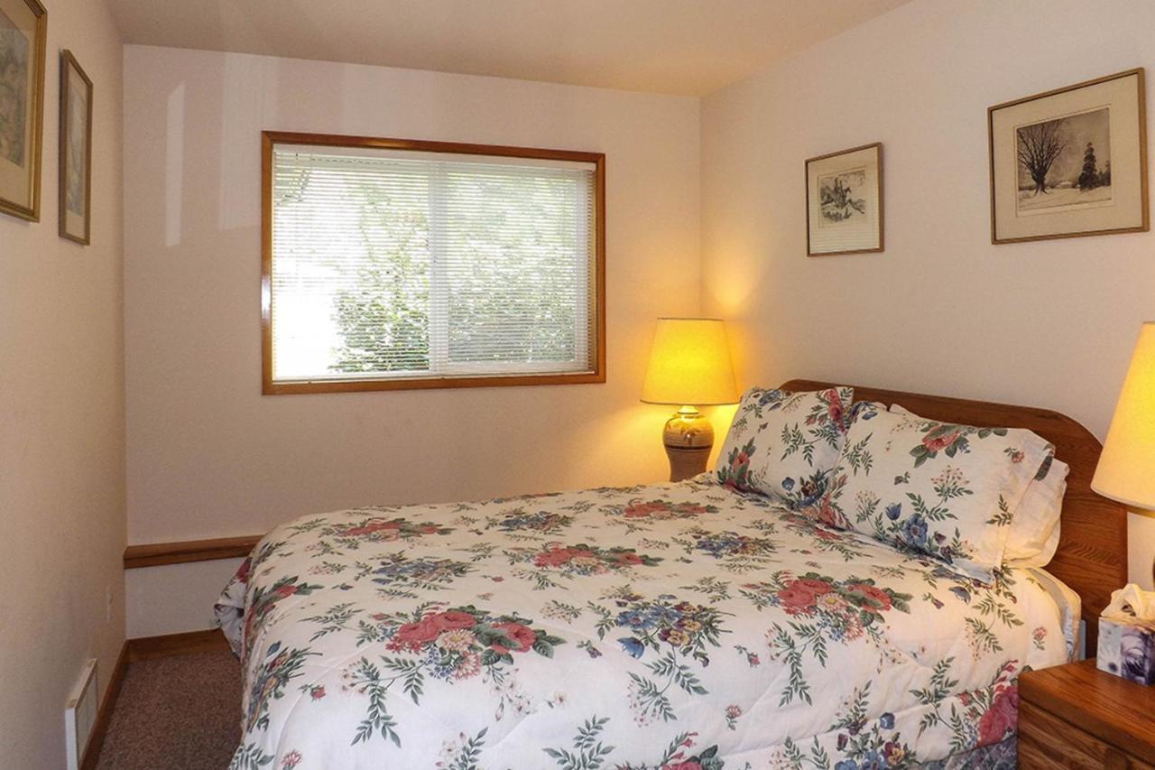 9 Condo Lopez Island エクステリア 写真